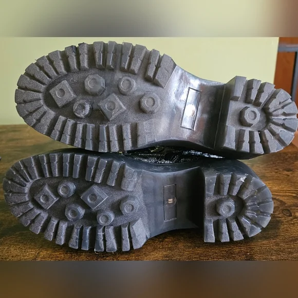 Rocklyn Shimmer Leopard Combat Boots Size 6 NWT - Picture 11 of 11